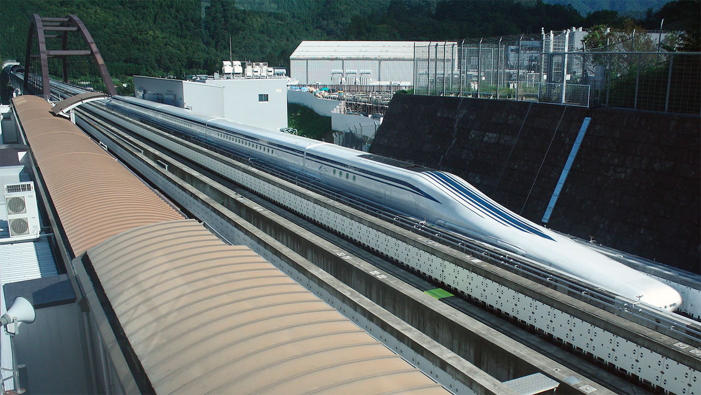Самый быстрый поезд в мире — японский поезд на магнитной левитации L0 Series Maglev