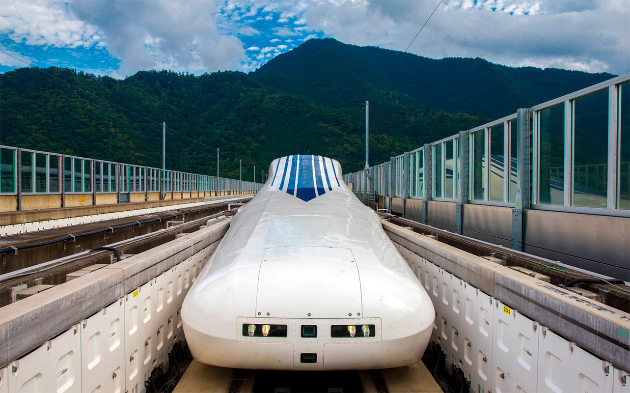 Самый быстрый поезд в мире — японский поезд на магнитной левитации L0 Series Maglev