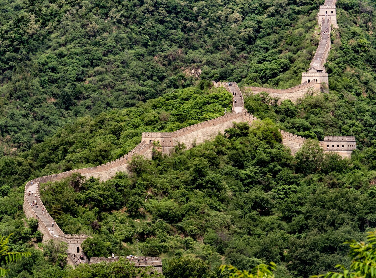 Самая большая стена — Великая Китайская стена