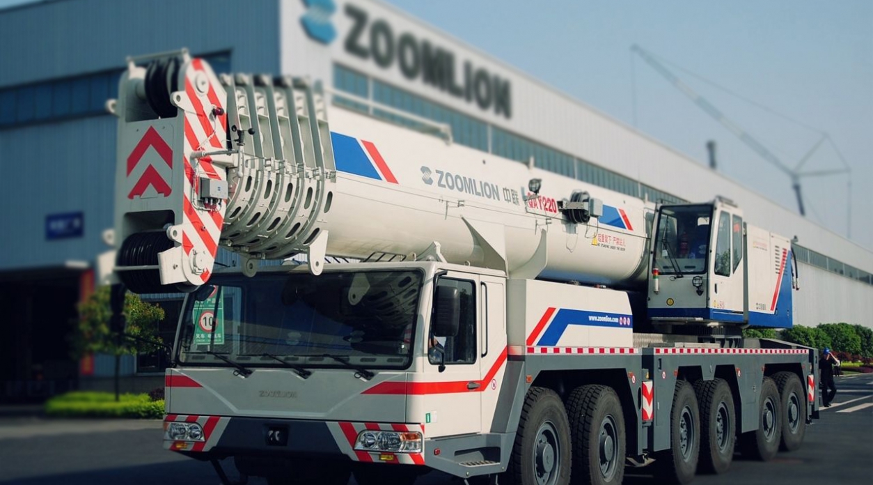 Самый грузоподъемный автокран - Zoomlion ZACB01